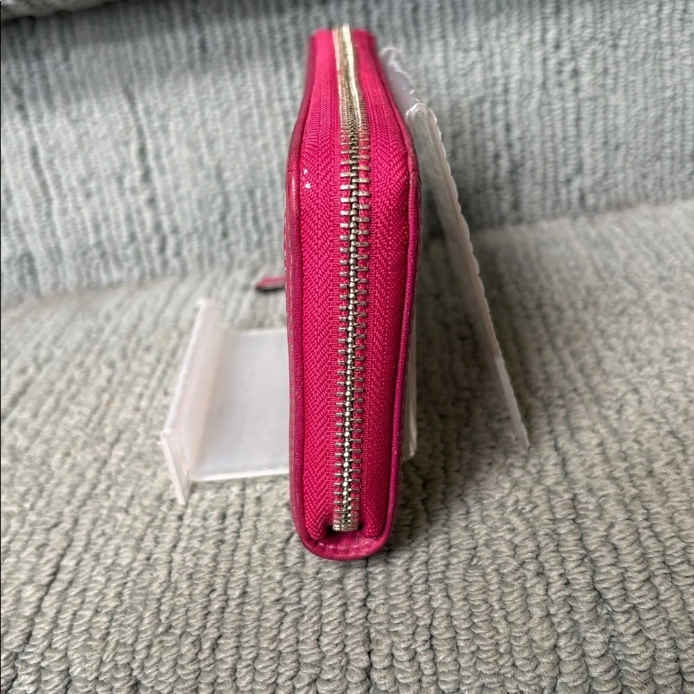 Coach  long wallet  zippy wallet tattersall print coated canvas pink stripe EUC